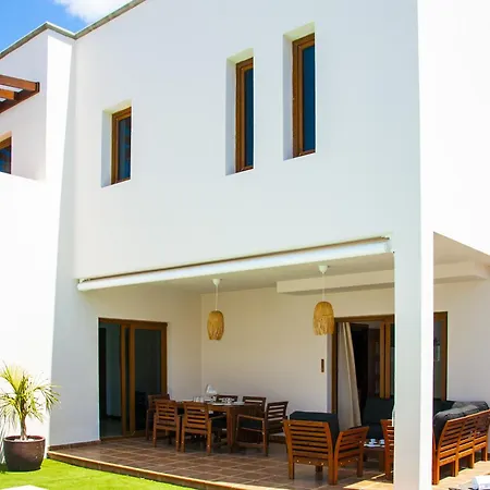 Sal Marina Costa Teguise