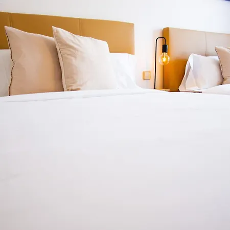 Sal Marina Costa Teguise